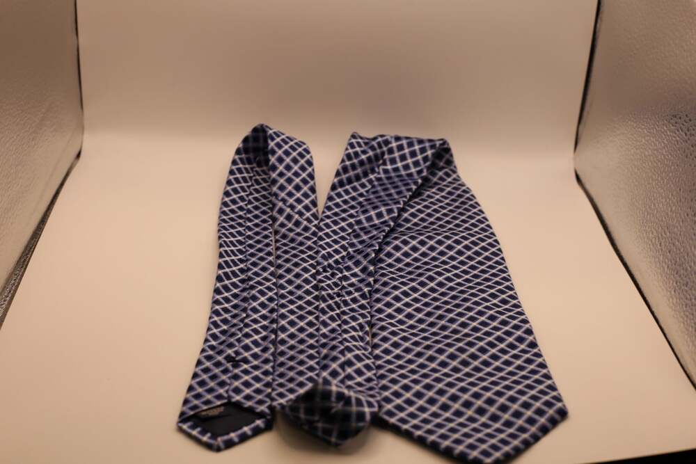 Daniel Cremieux Blue and White Diamond Grid Pattern 100% Silk Handmade Necktie